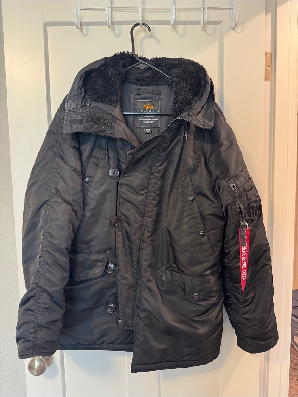 Alpha Industries Black Women's Insulated parka with Fur-Trim Hood